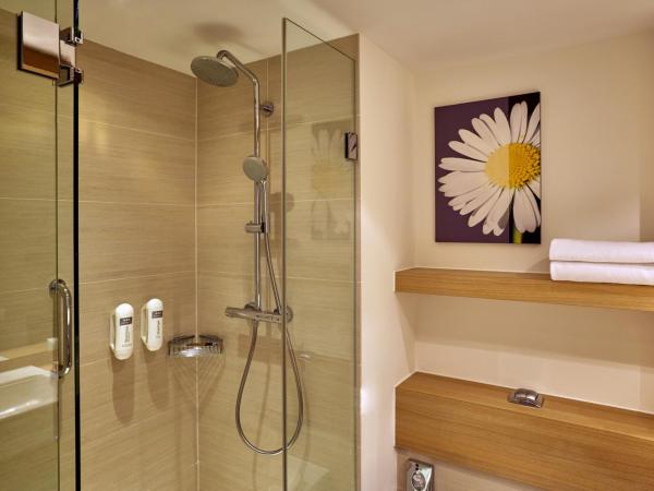 H+ Hotel Zürich : photo 4 de la chambre chambre double confort