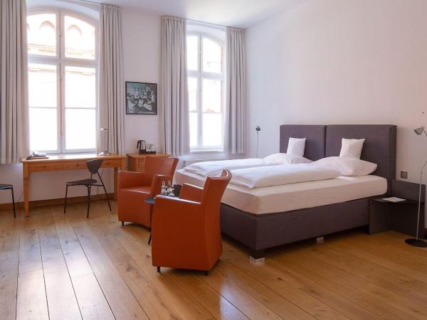 Hotel Mutterhaus Düsseldorf : photo 5 de la chambre chambre double affaires