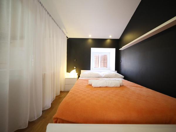 Central Apartments Integrated Hotel : photo 6 de la chambre studio supérieur - narodni trg 5