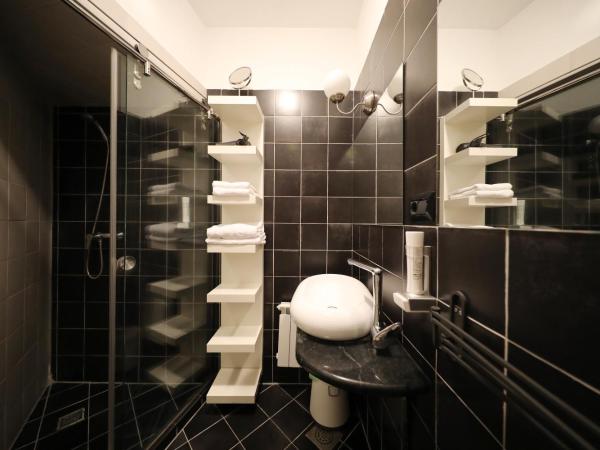 Central Apartments Integrated Hotel : photo 9 de la chambre studio - trg sv. stosije 4