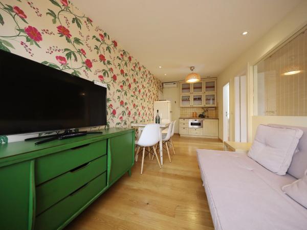 Central Apartments Integrated Hotel : photo 6 de la chambre studio - trg sv. stosije 4