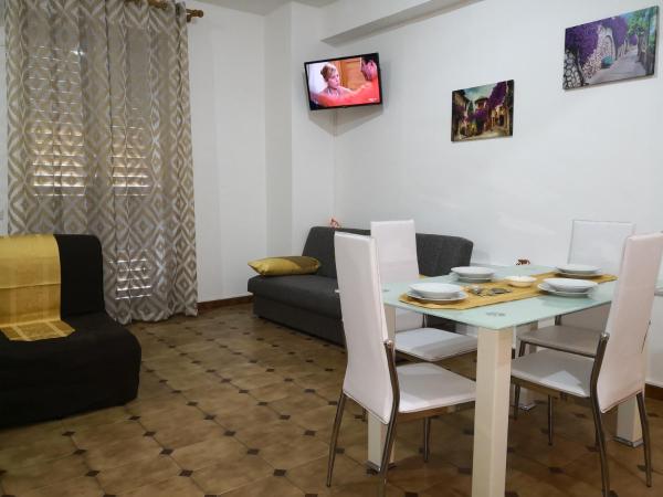 Monolocale Trappitello - Apartments : photo 4 de la chambre studio familial