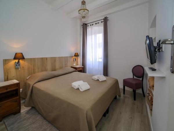 L'Escale : photo 3 de la chambre apartment emilie