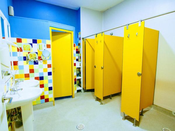 Red Nest Hostel : photo 7 de la chambre 1 lit - dortoir de 12 lits