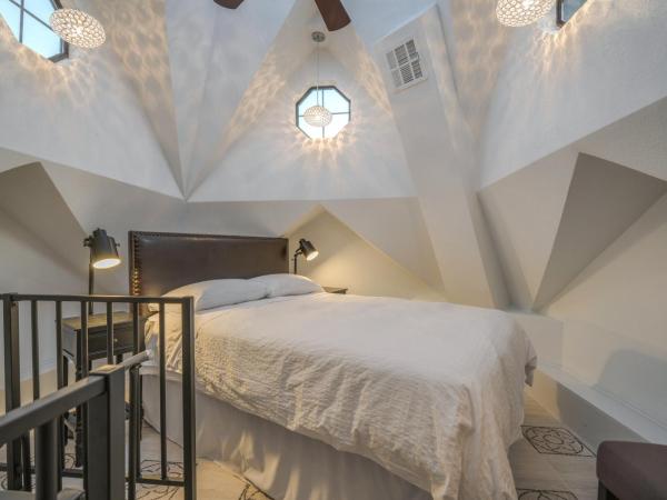 Houston Towers, Downtown Med Ctr, NRG, Adults only : photo 4 de la chambre skylight tower suite