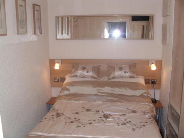 Seaforth Guest House - Pleasure Beach : photo 8 de la chambre chambre double avec salle de bains privative