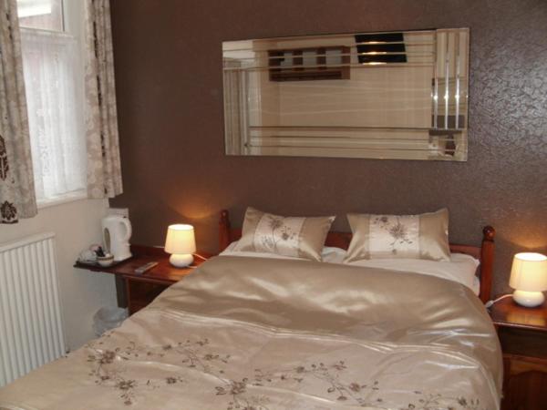 Seaforth Guest House - Pleasure Beach : photo 7 de la chambre chambre double avec salle de bains privative