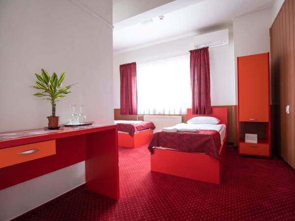 Népliget Hotel : photo 1 de la chambre chambre lits jumeaux deluxe