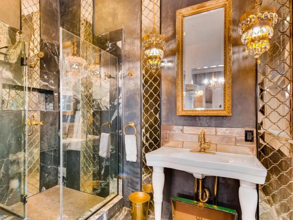 The Holiday Chalet Victorian : photo 4 de la chambre albert i suite