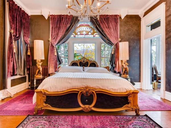 The Holiday Chalet Victorian : photo 1 de la chambre albert i suite