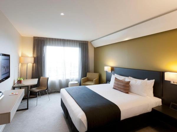 Sudima Auckland Airport : photo 3 de la chambre chambre lit king-size exécutive