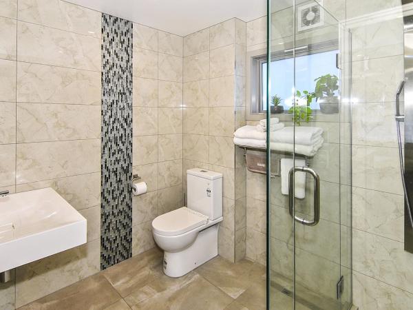 Newlands Court Motel : photo 4 de la chambre suite familiale