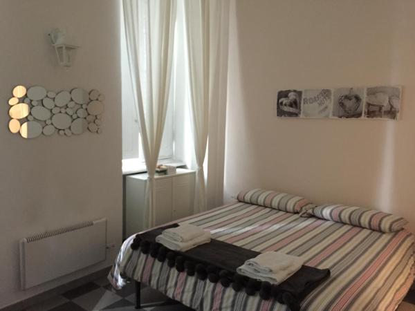 Bed2Go : photo 1 de la chambre chambre familiale avec balcon