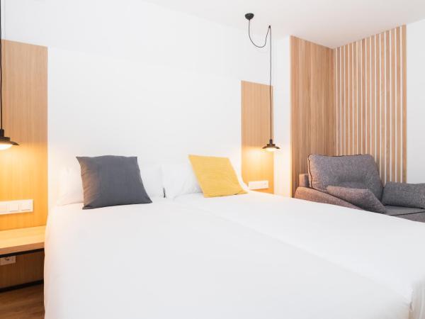 Pensión Arroka : photo 6 de la chambre chambre double avec lit d'appoint