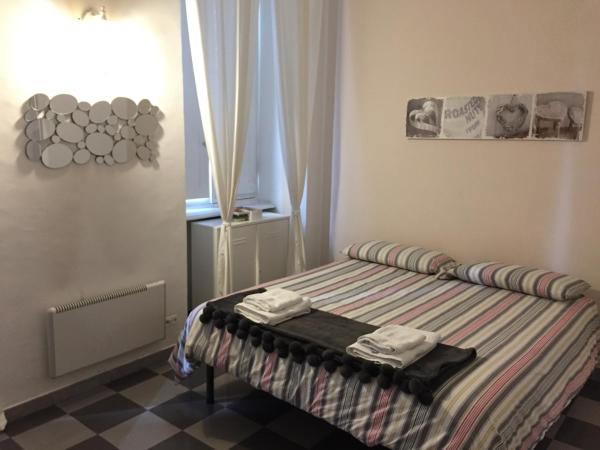 Bed2Go : photo 4 de la chambre chambre familiale avec balcon