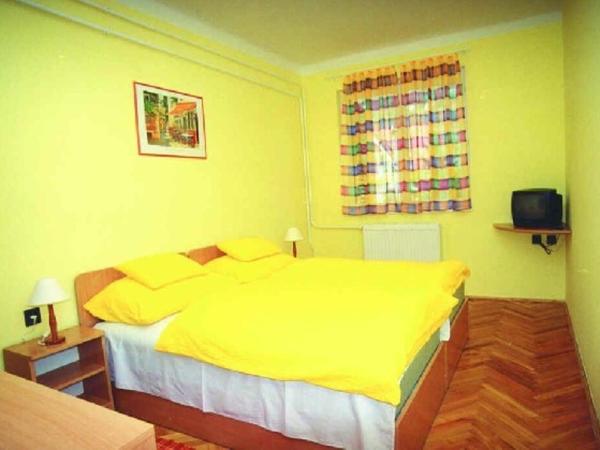 Szamárkút Panzió : photo 1 de la chambre chambre double ou lits jumeaux