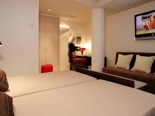 Park Hotel : photo 2 de la chambre hébergement triple supérieur avec balcon 