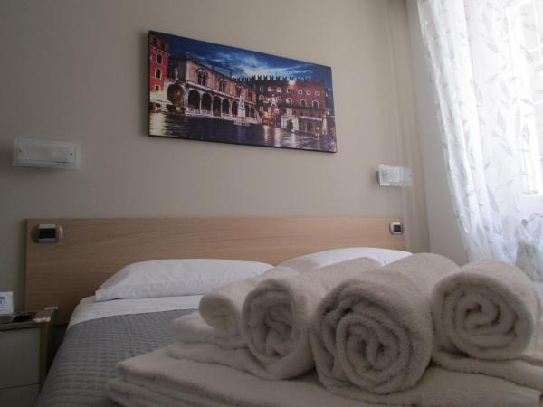 Affittacamere Verona in : photo 3 de la chambre chambre double