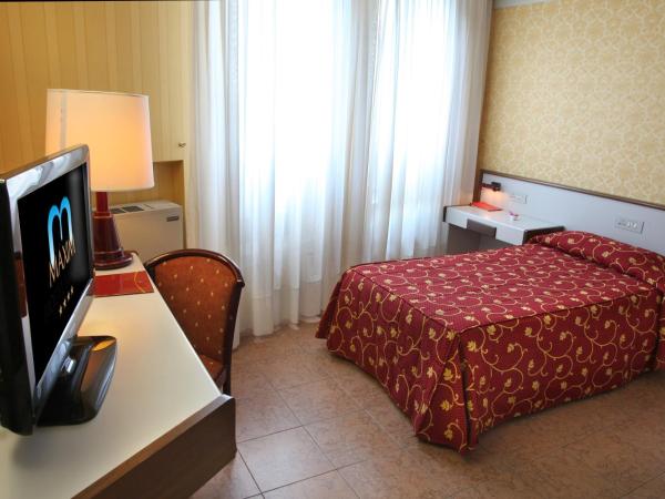 Hotel Maxim : photo 2 de la chambre chambre double - occupation simple