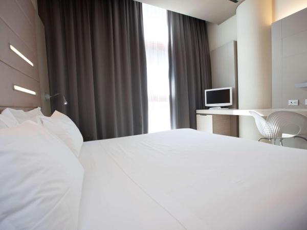 Best Western Plus Net Tower Hotel Padova : photo 2 de la chambre chambre standard lit queen-size