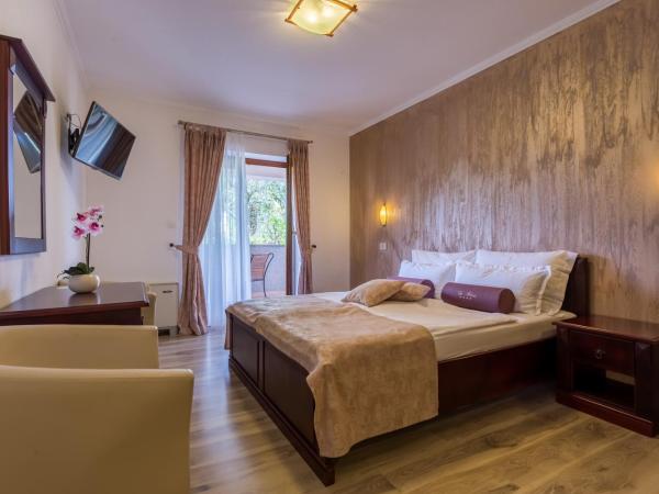 Vila Milcetic : photo 5 de la chambre chambre double standard - vue sur jardin