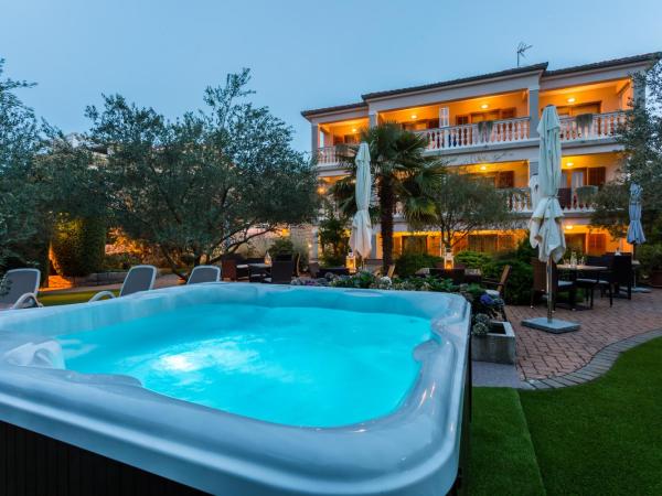 Vila Milcetic : photo 2 de la chambre chambre double standard - vue sur jardin