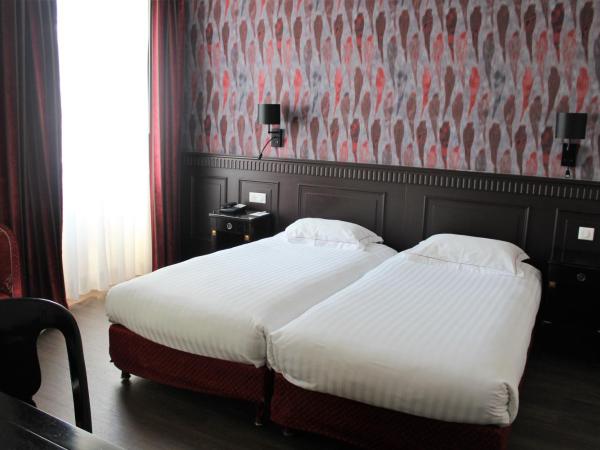 Best Western Plus Hôtel D'Angleterre : photo 3 de la chambre chambre lits jumeaux confort
