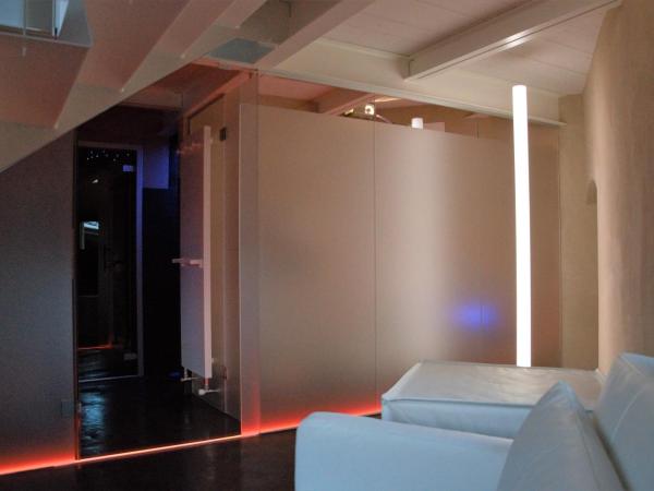 B&B éve : photo 8 de la chambre chambre familiale avec salle de bains privative