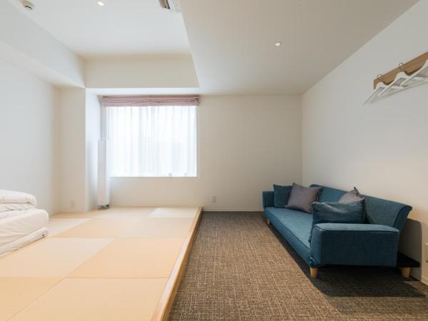 Imu Hotel Kyoto : photo 2 de la chambre chambre de style japonais avec canapé
