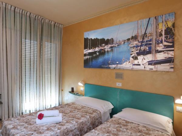 Hotel Marselli : photo 1 de la chambre chambre simple avec balcon