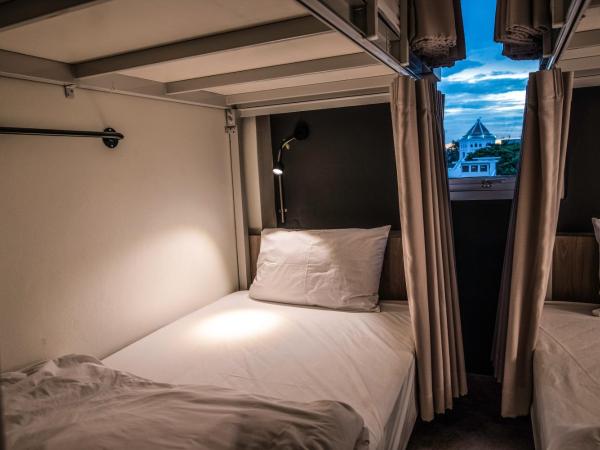 Jam Hostel Bangkok : photo 4 de la chambre lit dans dortoir mixte de 8 lits 