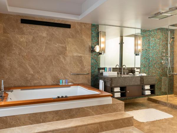 Swissotel The Bosphorus Istanbul : photo 6 de la chambre suite présidentielle 3 chambres