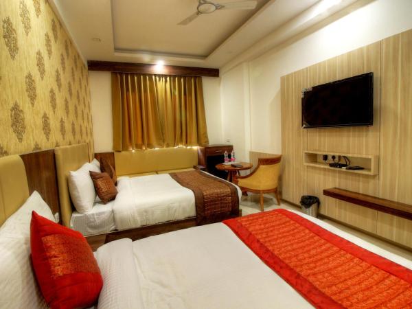 Hotel Almati Inn at Delhi Airport : photo 10 de la chambre family suite room with airport drop 
