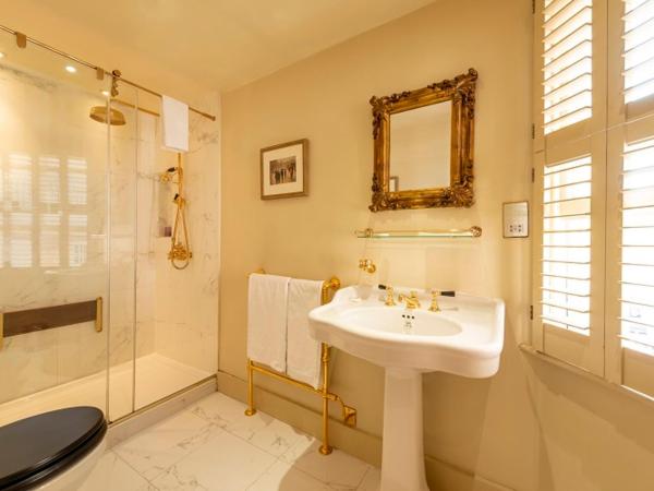 Fielding Hotel : photo 3 de la chambre chambre lit queen-size 