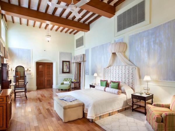 Taj Falaknuma Palace : photo 2 de la chambre grande suite royale