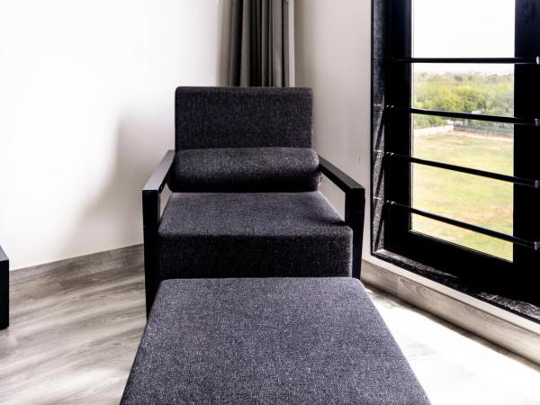 The Saneer Jaipur : photo 3 de la chambre chambre lit king-size deluxe