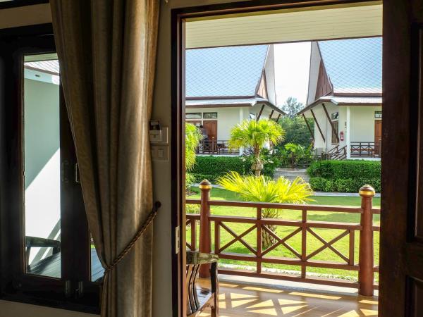 Bhu Tarn Koh Chang Resort & Spa : photo 3 de la chambre bhu - fah
