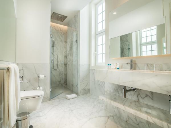 Hotel da Baixa : photo 10 de la chambre chambre double ou lits jumeaux classique - vue sur intérieur