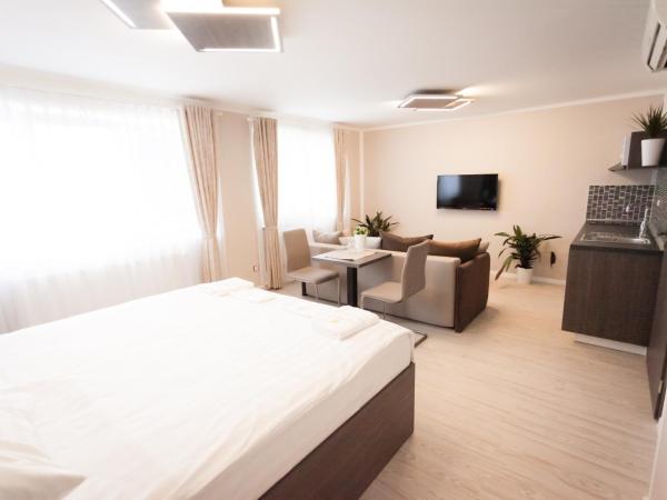 Villa Royal : photo 1 de la chambre studio avec vue sur jardin