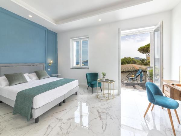 B&B Marina Garden : photo 6 de la chambre chambre double - vue sur mer