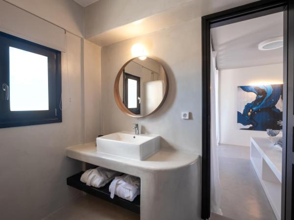 IfestAu.4 Suites : photo 8 de la chambre suite junior de luxe avec vue sur la mer