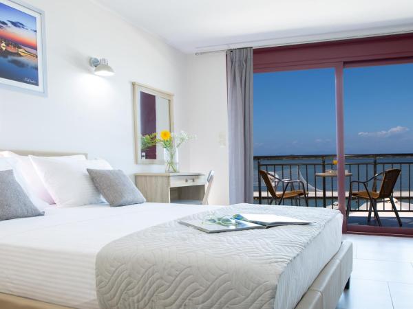 Excess Pansion : photo 6 de la chambre chambre double deluxe avec balcon - vue sur mer