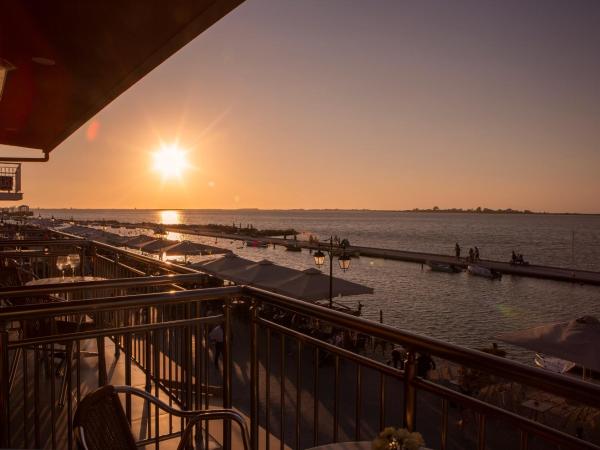 Excess Pansion : photo 8 de la chambre chambre double deluxe avec balcon - vue sur mer