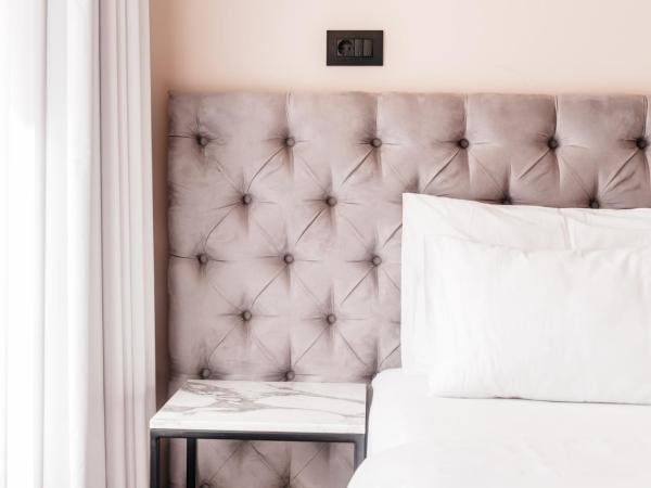 Abokamento Boutique Rooms : photo 8 de la chambre chambre double ou lits jumeaux supérieure avec vue sur ville