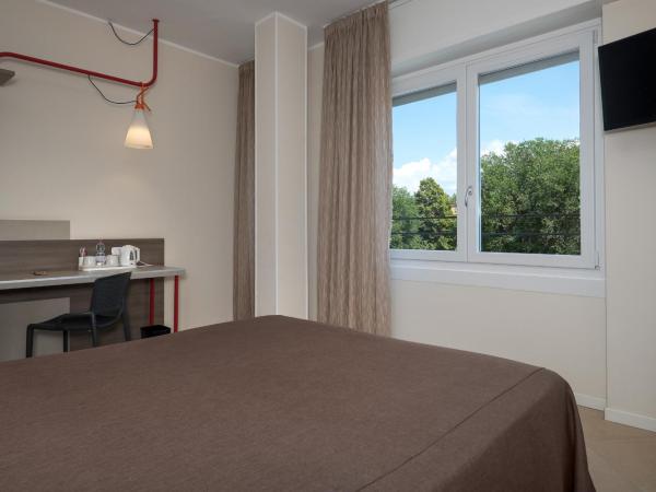 Guesthouse Verona : photo 7 de la chambre chambre double ou lits jumeaux standard