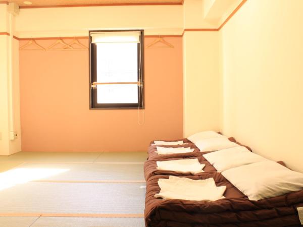 T and K Hostel Kobe Sannomiya East : photo 2 de la chambre chambre supérieure de style japonais avec salle de bains privative