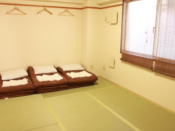 T and K Hostel Kobe Sannomiya East : photo 4 de la chambre chambre standard de style japonais avec toilettes privatives