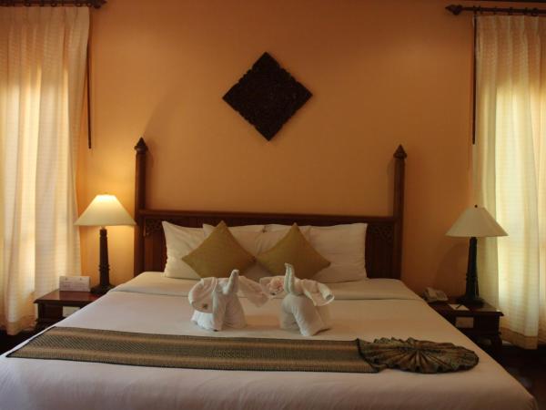 Khaolak Palm Beach Resort : photo 3 de la chambre chambre double ou lits jumeaux deluxe - vue sur montagne