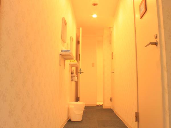 T and K Hostel Kobe Sannomiya East : photo 5 de la chambre lit dans dortoir pour femmes de 4 lits