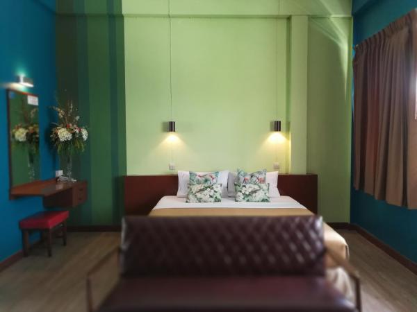 Miami Hotel Bangkok - SHA Plus : photo 9 de la chambre chambre familiale